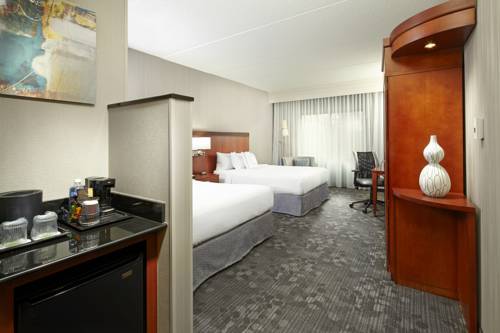 Imagen de la habitación del Hotel Courtyard Pittsburgh Greensburg. Foto 4