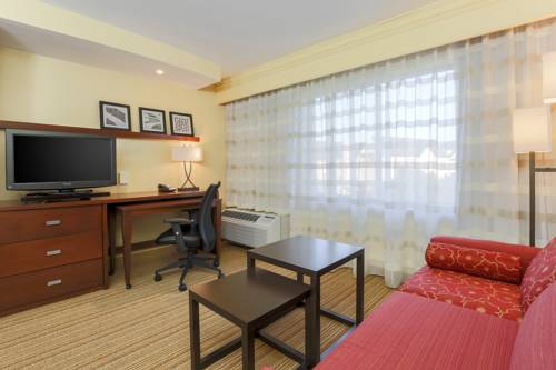 Imagen de la habitación del Hotel Courtyard Potomac Mills Woodbridge. Foto 3