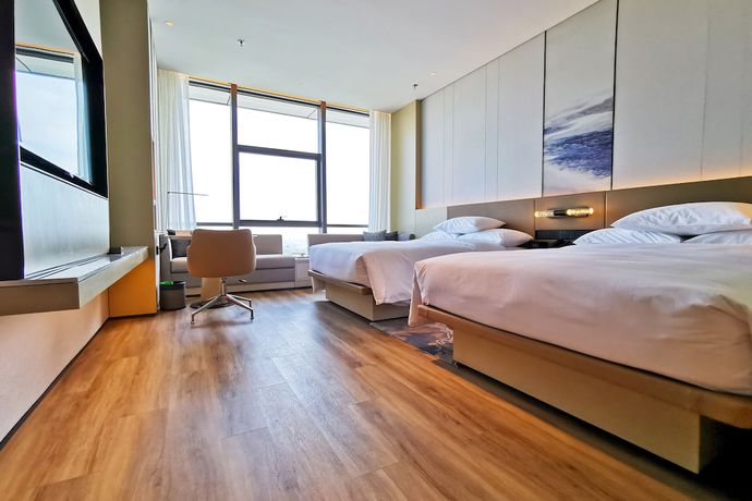 Imagen de la habitación del Hotel Courtyard Qinhuangdao West. Foto 3