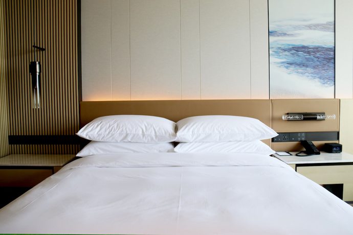 Imagen de la habitación del Hotel Courtyard Qinhuangdao West. Foto 6