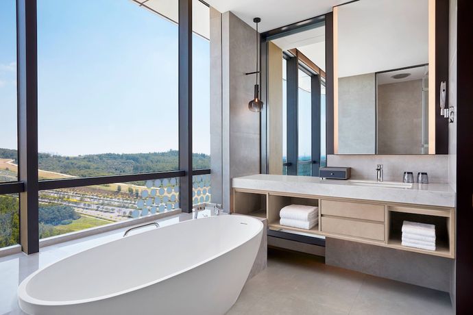 Imagen de la habitación del Hotel Courtyard Qinhuangdao West. Foto 15