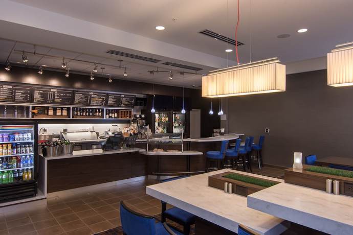 Imagen del bar/restaurante del Hotel Courtyard Raleigh-durham Airport/brier Creek. Foto 4
