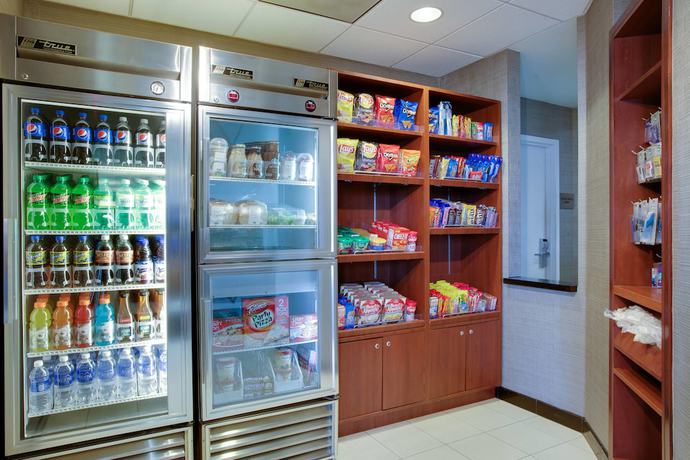 Imagen de los interiores del Hotel Courtyard Republic Aprt Long Island/Farmingdale. Foto 20