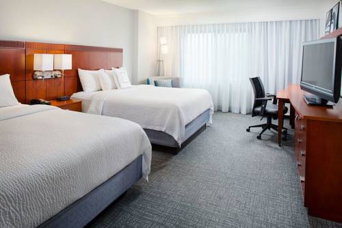 Imagen de la habitación del Hotel Courtyard Roanoke Airport. Foto 3