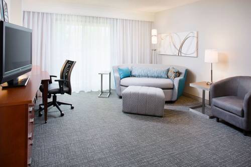 Imagen de la habitación del Hotel Courtyard Roanoke Airport. Foto 7