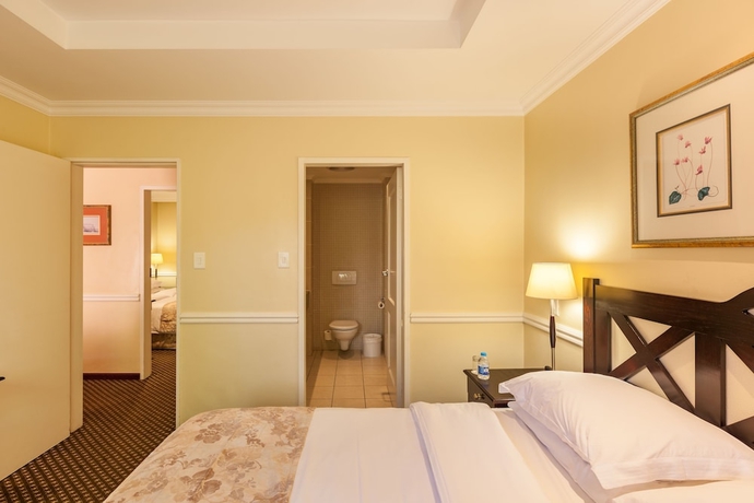 Imagen de la habitación del Hotel Courtyard Rosebank. Foto 13