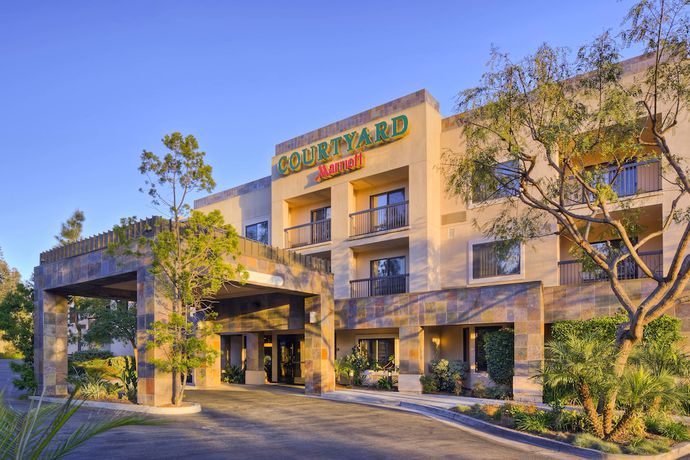 Imagen general del Hotel Courtyard San Diego Carlsbad. Foto 2