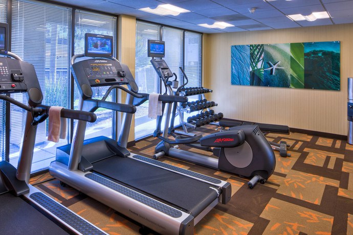 Imagen de los interiores del Hotel Courtyard San Diego Carlsbad. Foto 18