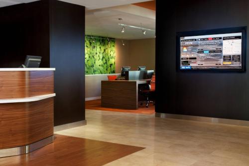 Imagen general del Hotel Courtyard San Francisco Larkspur Landing/Marin County. Foto 3