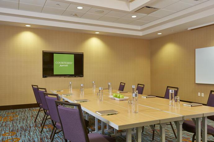 Imagen de los interiores del Hotel Courtyard San Jose North/ Silicon Valley. Foto 7