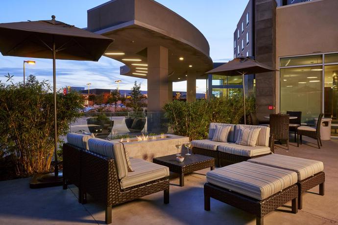 Imagen de los exteriores del Hotel Courtyard San Jose North/ Silicon Valley. Foto 6