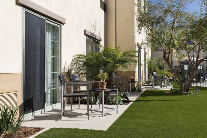 Imagen de la habitación del Hotel Courtyard Santa Barbara Goleta. Foto 15