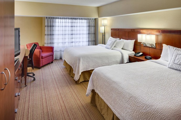 Imagen de la habitación del Hotel Courtyard Shelton. Foto 4