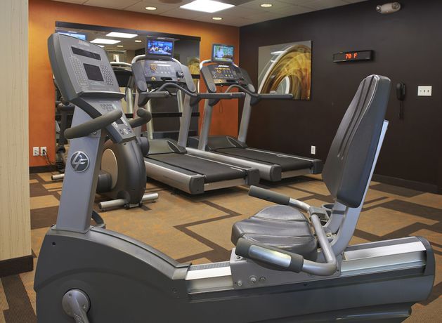 Imagen de los interiores del Hotel Courtyard Shelton. Foto 15