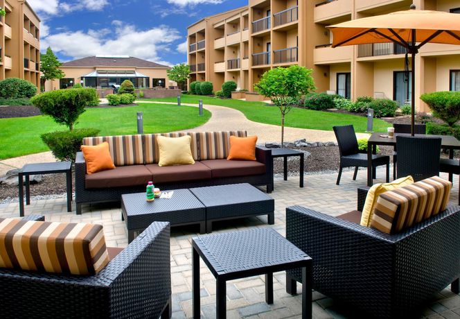 Imagen de los exteriores del Hotel Courtyard Syracuse Carrier Circle. Foto 13