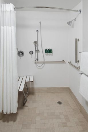 Imagen de la habitación del Hotel Courtyard Syracuse Carrier Circle. Foto 10