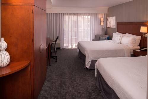 Imagen de la habitación del Hotel Courtyard Thousand Oaks Ventura County. Foto 5