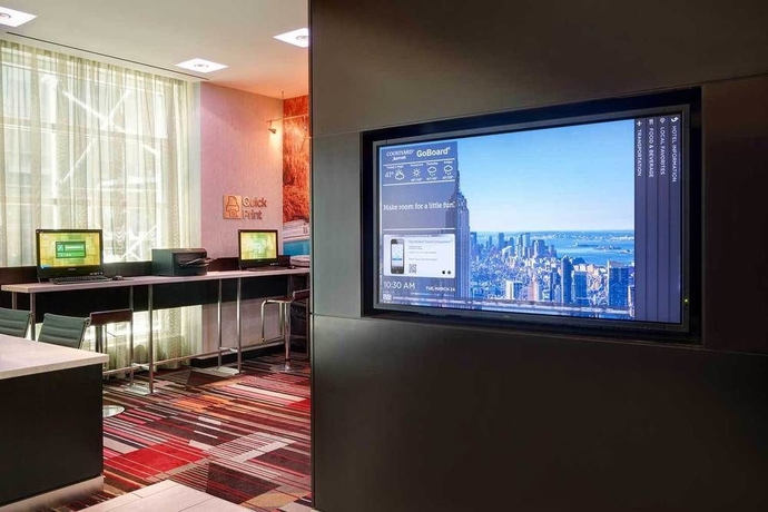 Imagen de los interiores del Hotel Courtyard Times Square West. Foto 14
