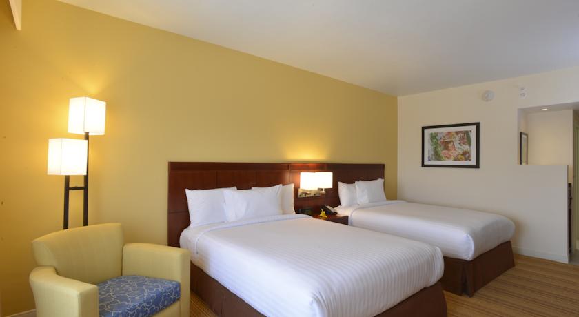 Imagen de la habitación del Hotel Courtyard Toluca Tollocan. Foto 2