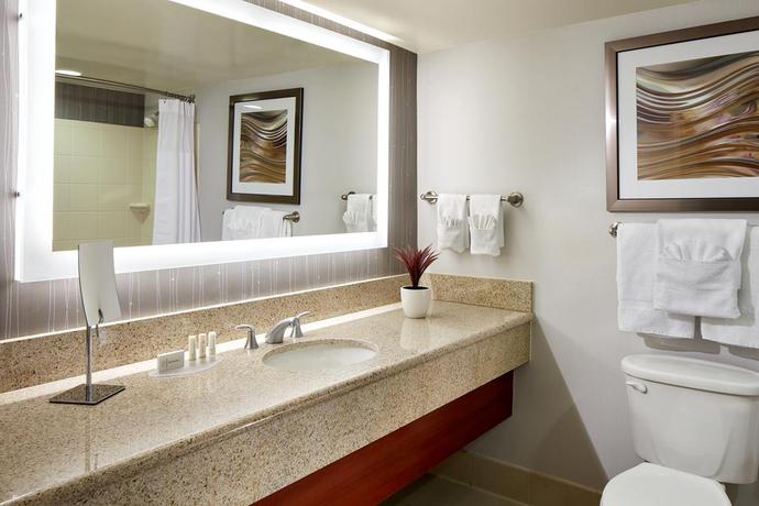 Imagen de la habitación del Hotel Courtyard Vallejo Napa Valley. Foto 3