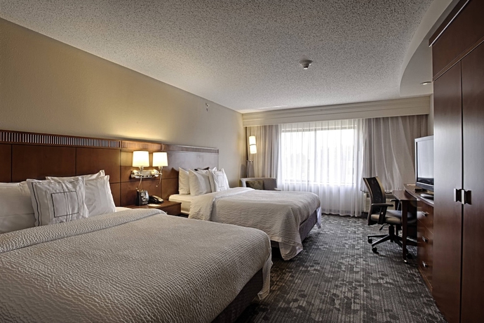 Imagen de la habitación del Hotel Courtyard Wall At Monmouth Shores Corporate Park. Foto 4