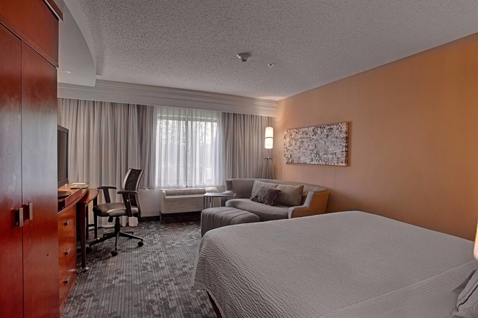 Imagen de la habitación del Hotel Courtyard Wall At Monmouth Shores Corporate Park. Foto 8