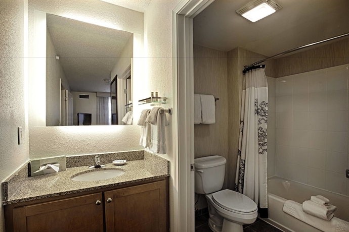 Imagen de la habitación del Hotel Courtyard Wall At Monmouth Shores Corporate Park. Foto 14