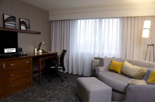 Imagen de la habitación del Hotel Courtyard Waterbury Downtown. Foto 6