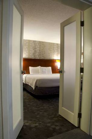 Imagen de la habitación del Hotel Courtyard Waterbury Downtown. Foto 12