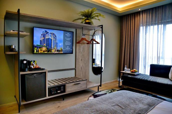 Imagen general del Hotel Courtyard Waterfall City. Foto 5