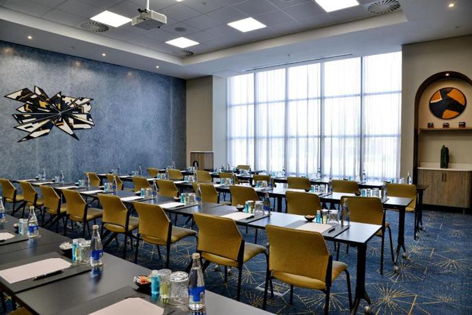 Imagen general del Hotel Courtyard Waterfall City. Foto 8