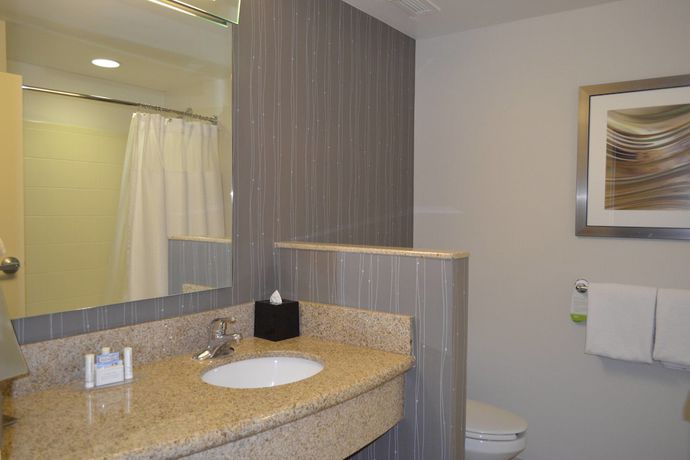 Imagen de la habitación del Hotel Courtyard Winchester Medical Center. Foto 13