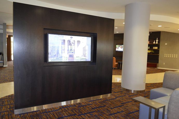 Imagen de los interiores del Hotel Courtyard Winchester Medical Center. Foto 19