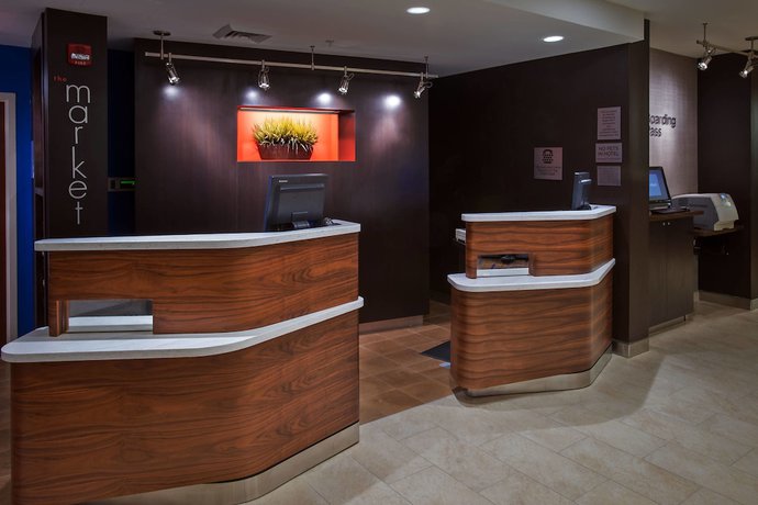 Imagen de los interiores del Hotel Courtyard Winston-salem Hanes Mall. Foto 16
