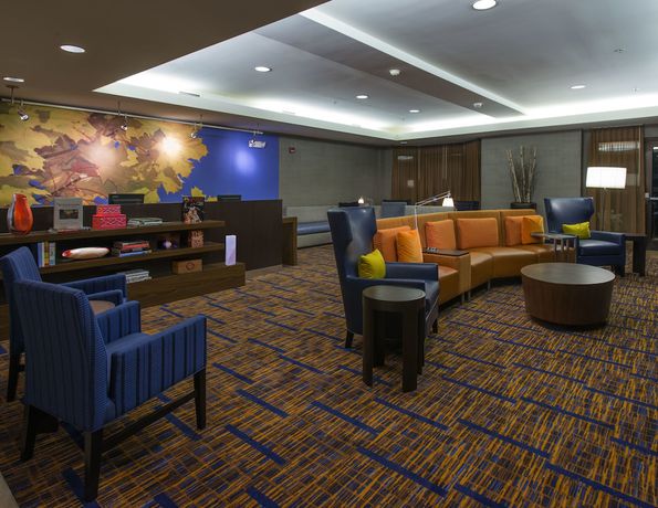 Imagen de los interiores del Hotel Courtyard Winston-salem Hanes Mall. Foto 18