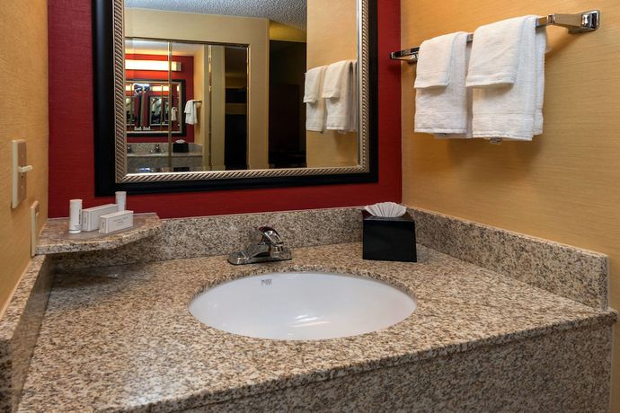 Imagen de la habitación del Hotel Courtyard Winston-salem Hanes Mall. Foto 8