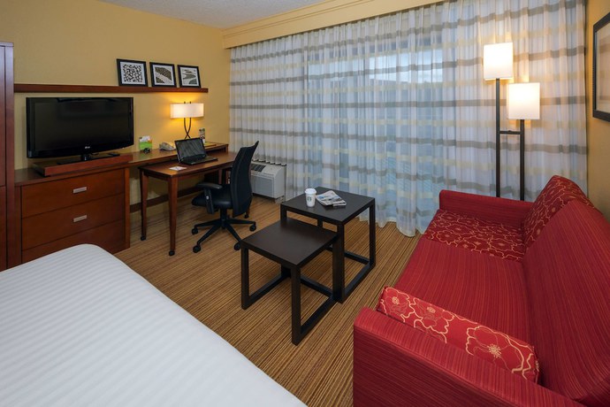 Imagen de la habitación del Hotel Courtyard Winston-salem Hanes Mall. Foto 9