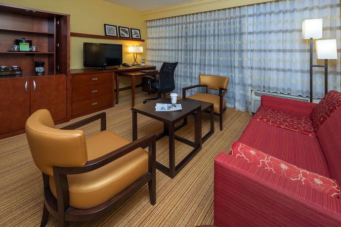 Imagen de la habitación del Hotel Courtyard Winston-salem Hanes Mall. Foto 11