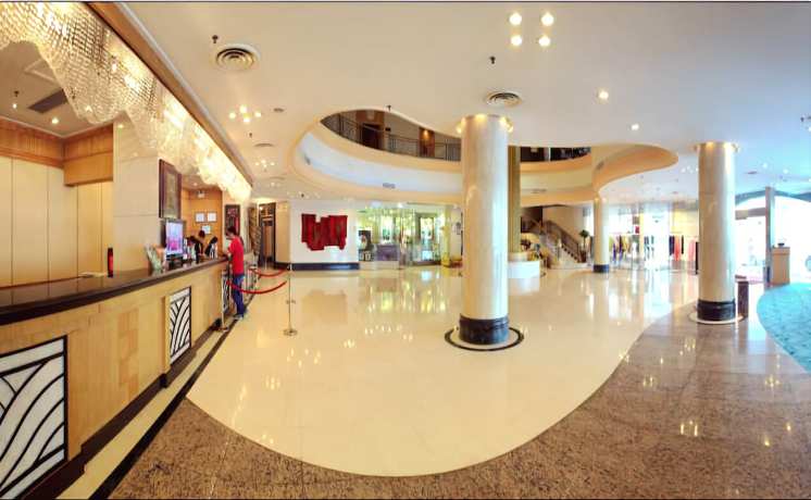 Imagen de los interiores del Hotel Courtyard Yangzhou. Foto 15