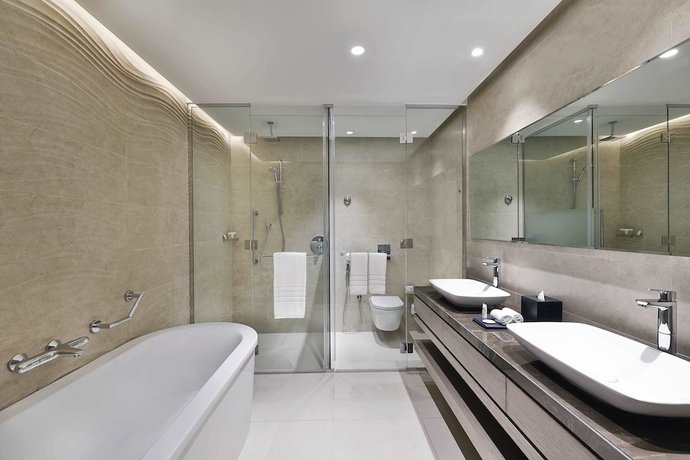 Imagen de la habitación del Hotel Courtyard by Marriott Al Barsha, Dubai. Foto 16