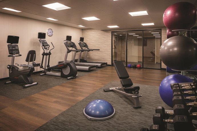 Imagen de los interiores del Hotel Courtyard by Marriott Albany Airport. Foto 19