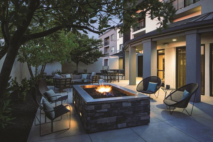 Imagen general del Hotel Courtyard by Marriott Albany Airport. Foto 1
