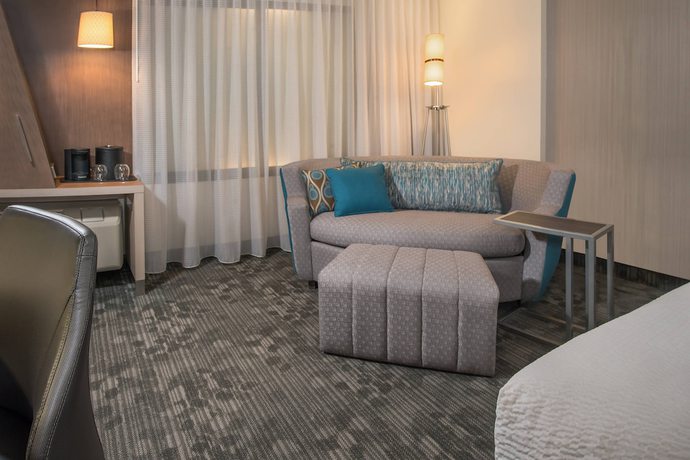 Imagen de la habitación del Hotel Courtyard by Marriott Albany Airport. Foto 12