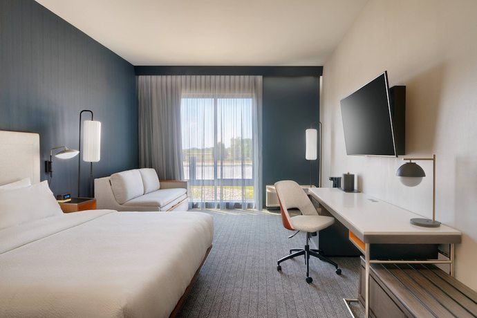 Imagen de la habitación del Hotel Courtyard by Marriott Ames. Foto 9