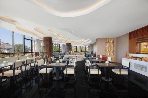 Imagen general del Hotel Courtyard by Marriott Anji. Foto 7