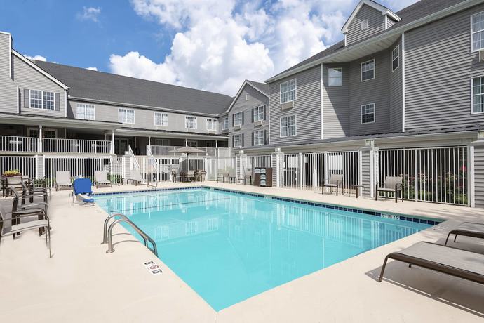Imagen de la piscina del Hotel Courtyard by Marriott Athens Downtown, Athens-Clarke County Unified Government. Foto 11