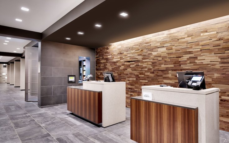 Imagen de los interiores del Hotel Courtyard by Marriott Atlanta Duluth Downtown. Foto 20