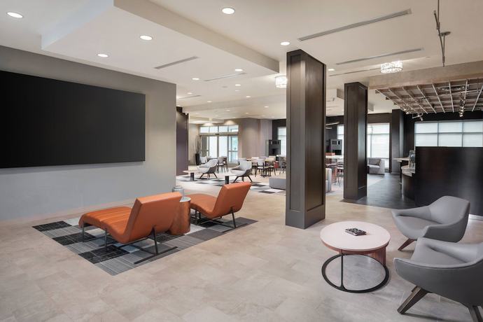 Imagen de los interiores del Hotel Courtyard by Marriott Baton Rouge Downtown. Foto 12