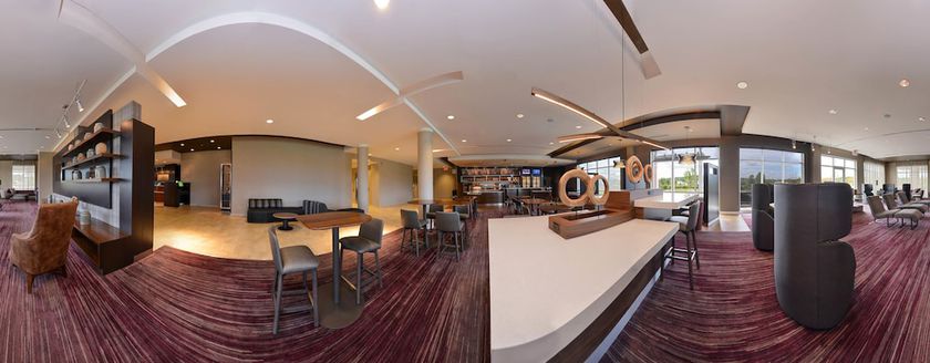 Imagen de los interiores del Hotel Courtyard by Marriott Boston Littleton. Foto 19