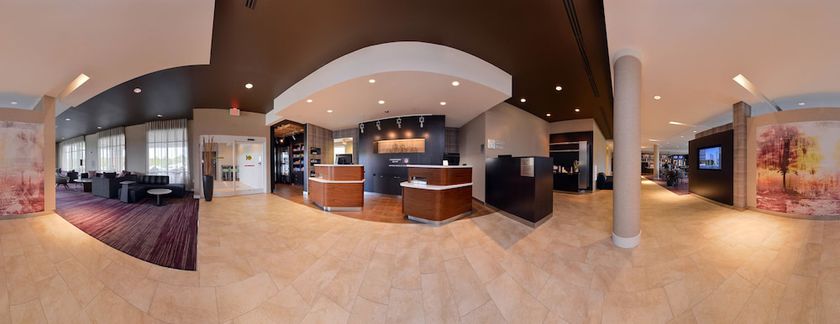 Imagen de los interiores del Hotel Courtyard by Marriott Boston Littleton. Foto 20